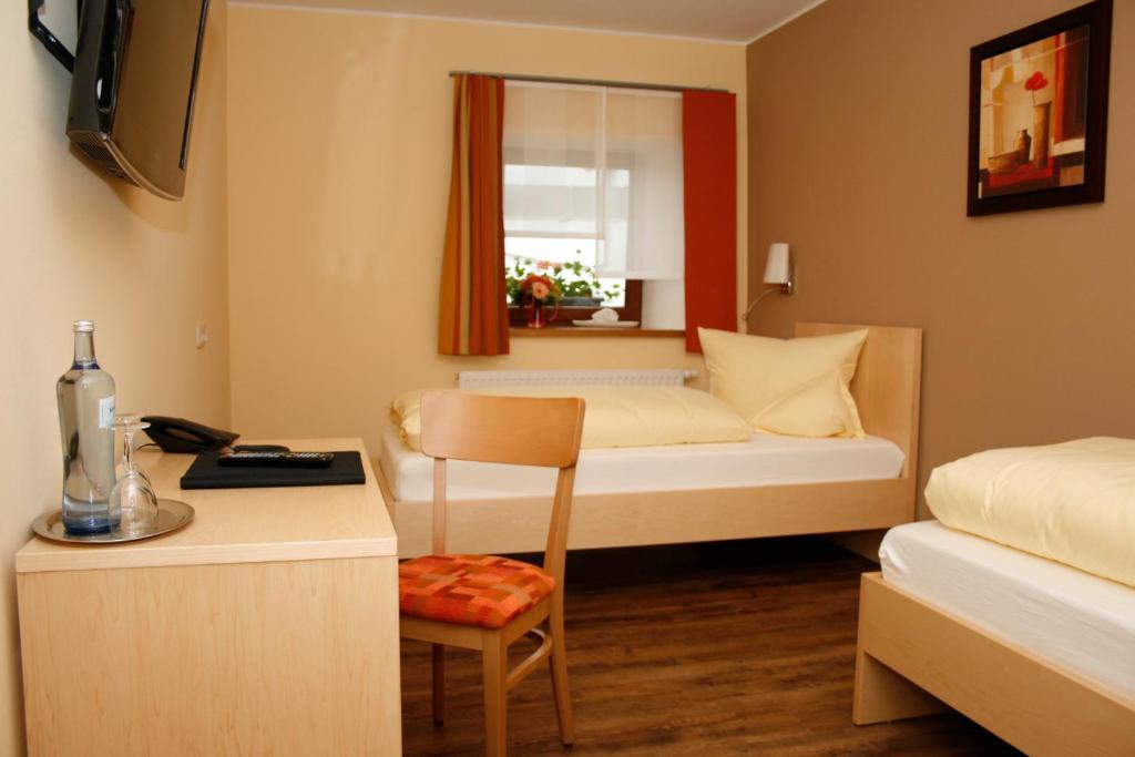 Hotel Gasthof Zur Post Bärnau Room photo
